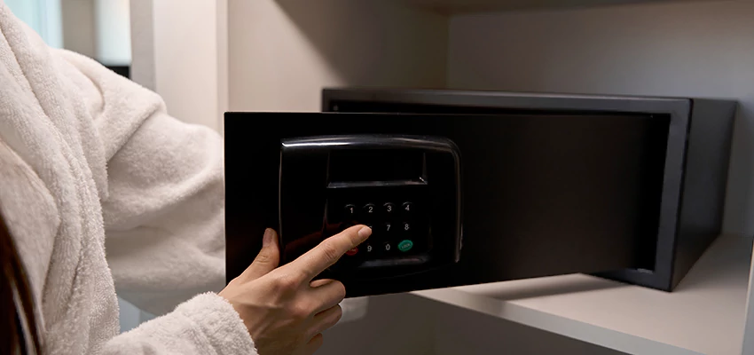 Safe Unlocking Service Company in Hillsborough, California