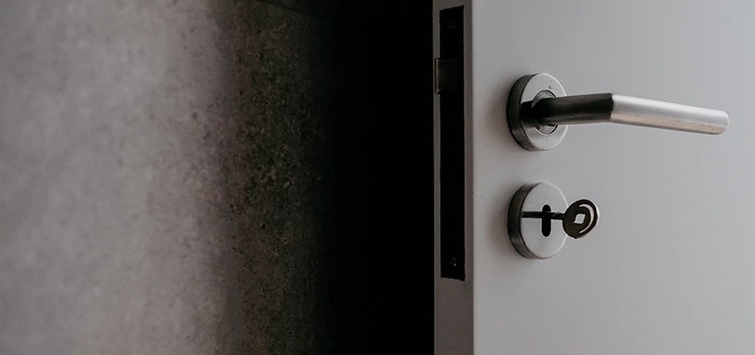 Front Door Handle Repair And Installation in Hillsborough, CA